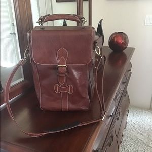 EUC Leather Crossbody Wine Case